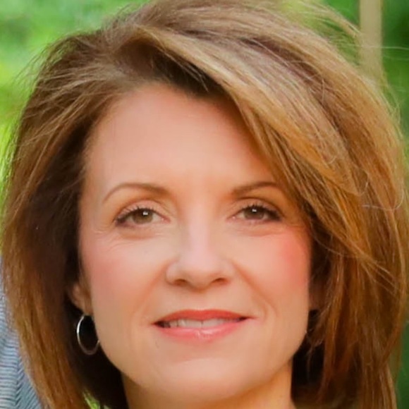 Meet your Posher, Dawn - Picture 1 of 1